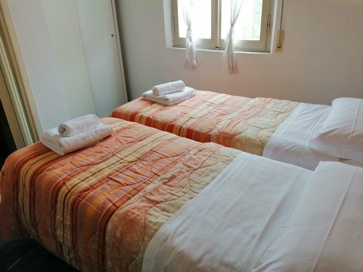Hotel Manolita Римини Экстерьер фото